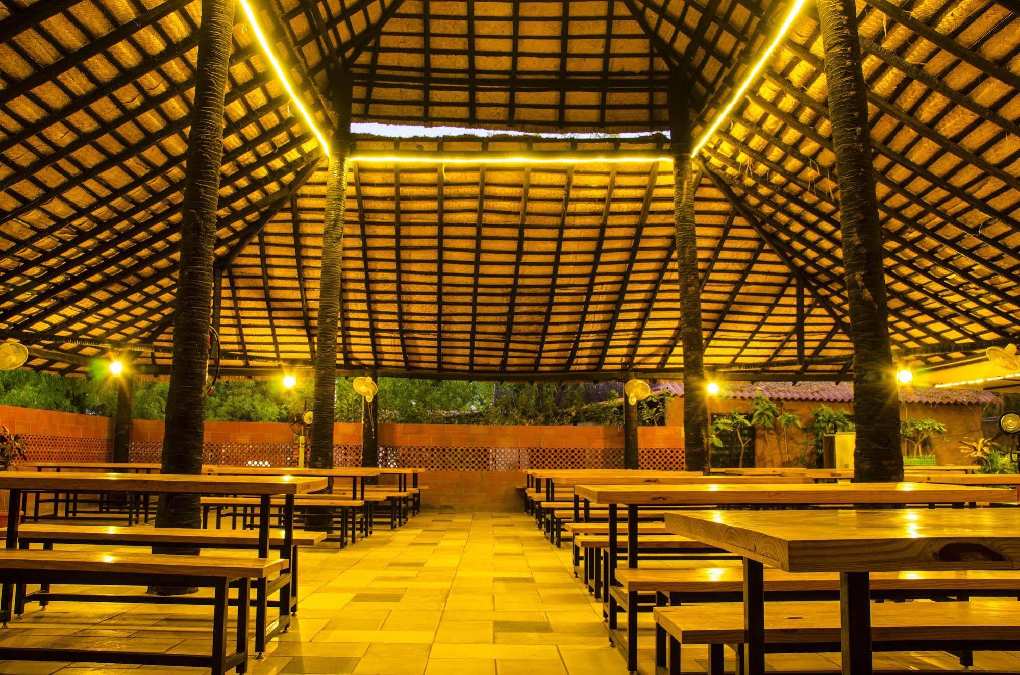 Dream Valley Resort Hyderabad Esterno foto