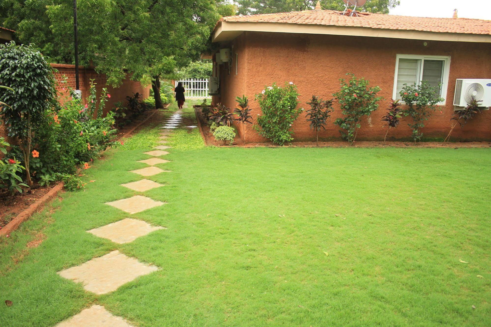 Dream Valley Resort Hyderabad Esterno foto