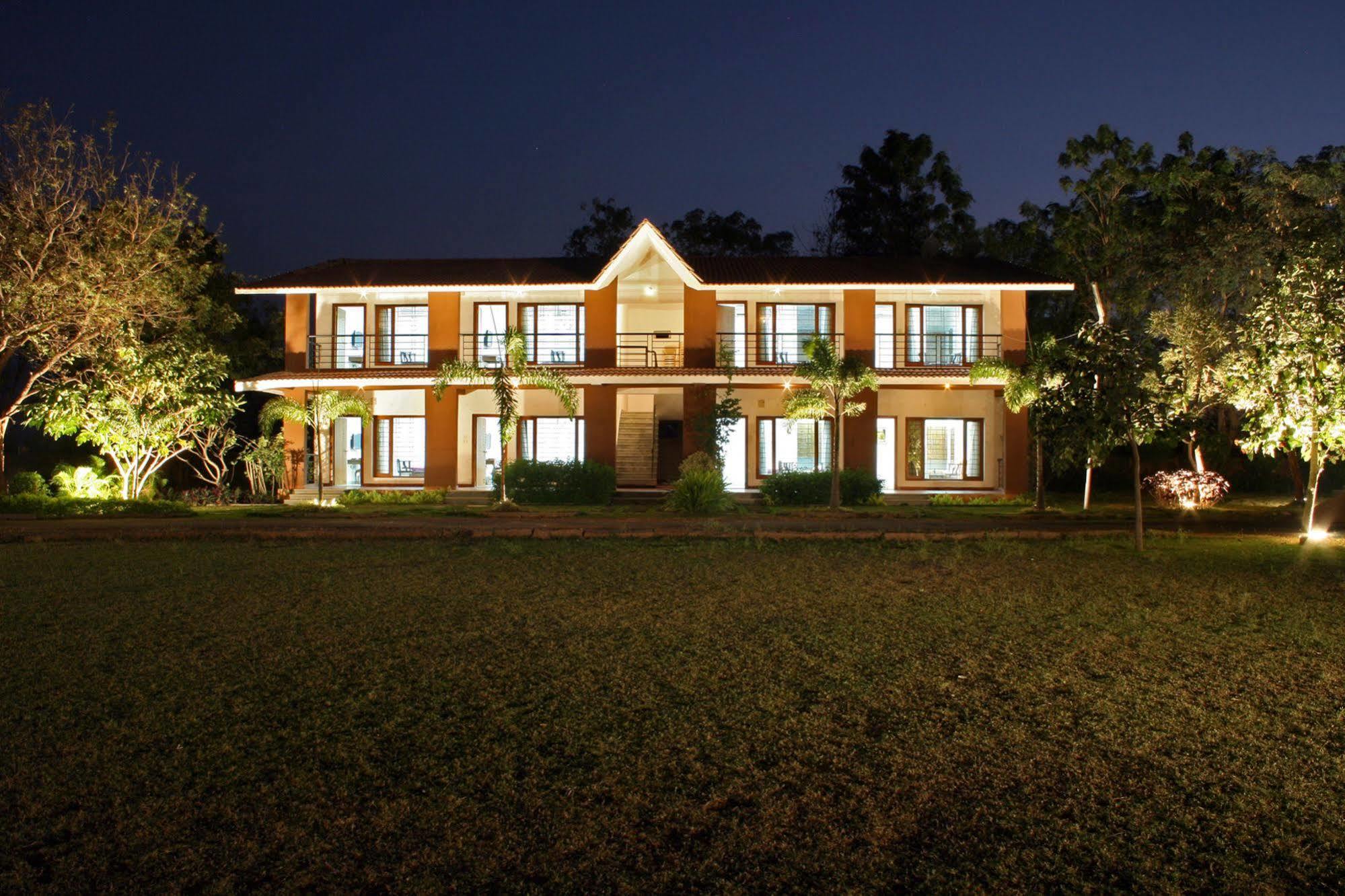 Dream Valley Resort Hyderabad Esterno foto